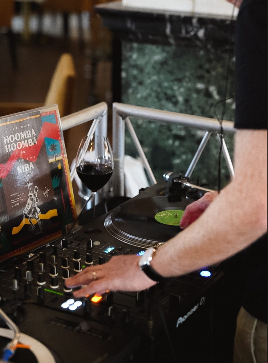 Vinyl DJ photo